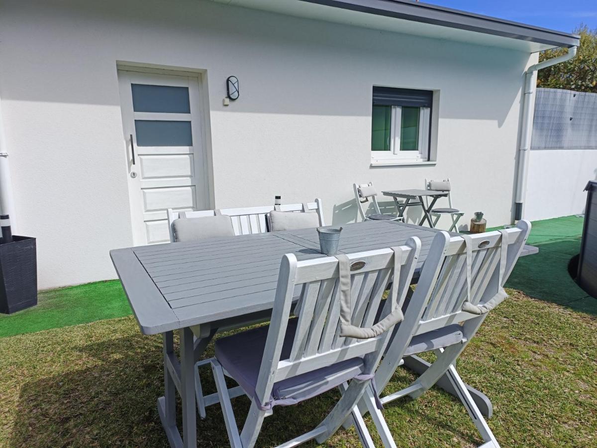 Cabedelo Seaside Guesthouse เวียนา โด กัสเตโล ภายนอก รูปภาพ